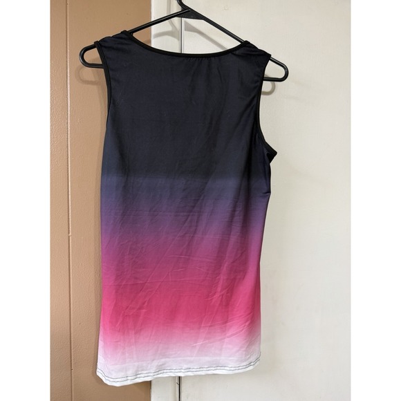 Tank - Picture 2 of 4